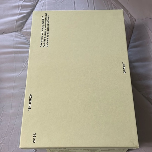 OFF White Virgil Abloh Low Vulcanized Black Sneakers. Nearly new. Size 45. - Picture 2 of 16